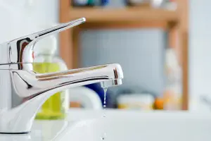 Signs Your Faucet Needs Repair or Replacement in St. Catharines and Niagara